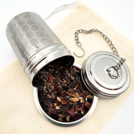 Honeycomb Mesh Loose Leaf Tea Strainer with Extended Chain & Saucer